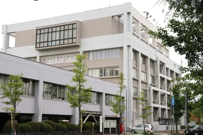 新潟県三条市「クマが怖いという理由の小中学校の欠席は欠席扱いにしません！」