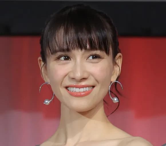 【悲報】Perfume・あ～ちゃんの結婚相手「一般男性」は吉田カバンの社長ｗｗｗｗｗｗｗｗ