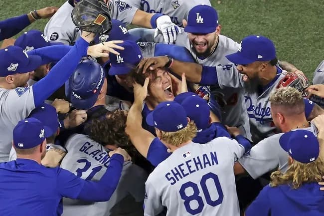 【悲報】ワールドシリーズ 見てるやつほぼほぼ老人と判明・・・