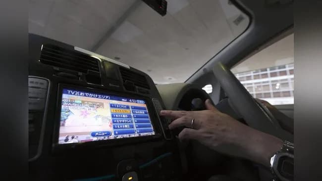 【悲報】NHK「企業様、テレビが映るカーナビはございませんか？ご契約が必要です…1台づつ」