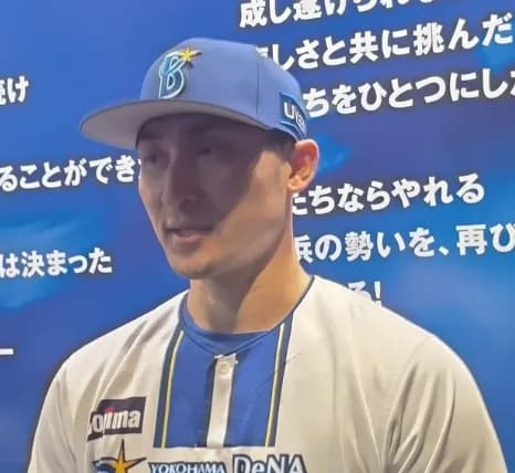 伊藤光、DeNAファンフェスを終えて「来ない選択肢はなかった。一番困惑したのは、ファンの方に、お疲れ様、と言われて、、。俺、引退ちゃうぞ」