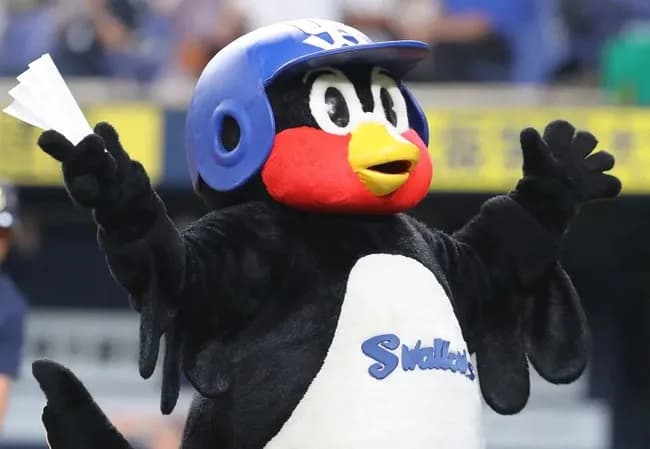 【ヤクルト】つば九郎が「来季から戻ってきます」　神宮ファン感で池山監督が報告