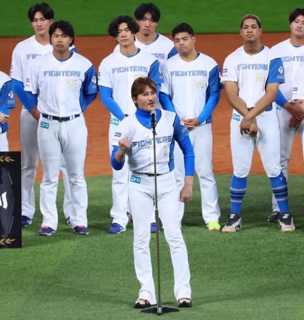 新庄剛志さん、この時期に来シーズンの開幕4番打者まで公言する