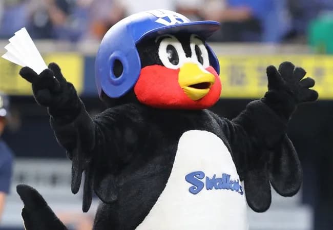 【ヤクルト】つば九郎が「来季から戻ってきます」　神宮ファン感で池山監督が報告