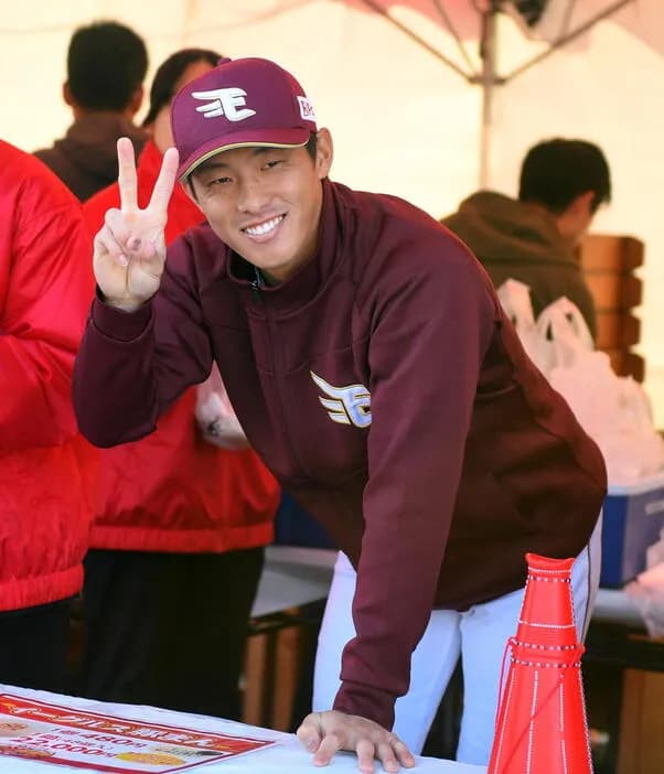 楽天・辰己「国内FA行使。第一希望はMLBなので並行して楽天とポスティング交渉」←どうなるんやろ？