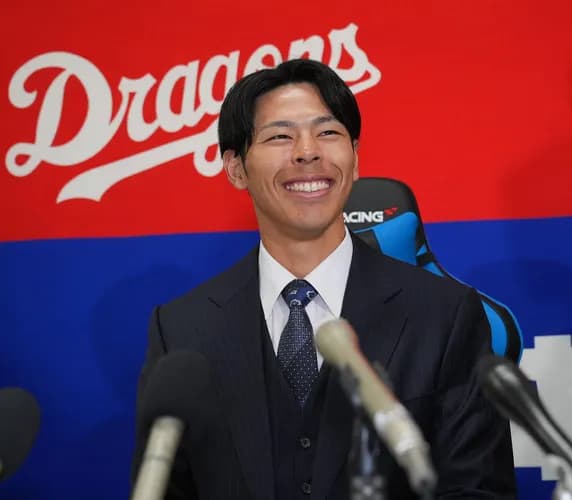 中日・樋口正修、531万円→800万円で更改「最初789万円だったが『キリよくするか』と上げてくれた