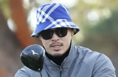 【速報】佐藤輝明、口髭を剃る