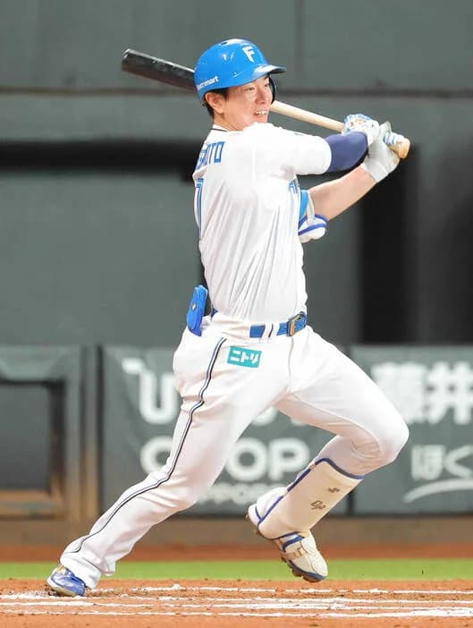 スポーツ報知「巨人が評価した松本剛(32)の数字に表れない能力。『圧倒的な守備力』と『人間性』」