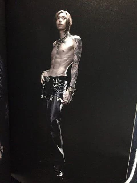 【画像】PENICILLINのHAKUEIの肉体ｗｗｗｗｗｗｗｗｗｗｗｗｗｗｗｗｗｗ