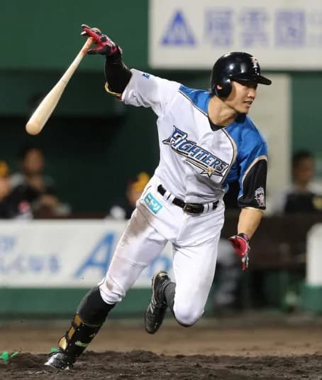 西川遥輝が日本ハムに5年ぶり復帰へ　松本剛抜けた外野で経験生かす