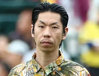 【悲報】呂布カルマ(42)、ミュージシャン目指す若者に「学校は行け。定職につけ。その上でやれ」