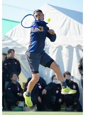 【画像】イチロー、錦織圭にちょこっとテニスを教わっただけで完璧なフォームに