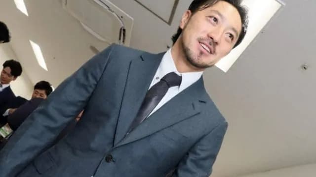 カープ菊池、8000万減の年俸1億7000万で契約更改｢結果出します、という話をしました」