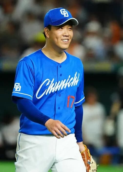 FA行使せず残留の中日柳（31）が3年6億円で契約更改。「やっぱりドラゴンズで優勝したい」