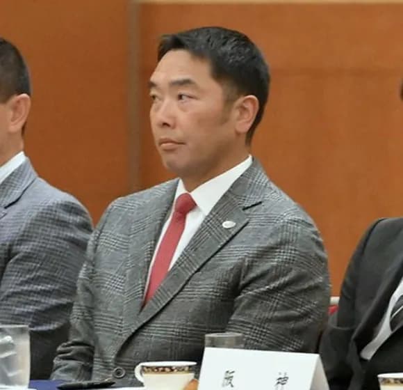 【悲報】巨人阿部監督がスタッフから言葉遣いを注意されていた←これｗｗｗｗｗ