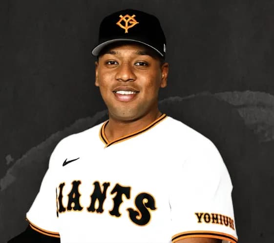 【巨人を電撃退団】オコエ瑠偉を悩ませた阿部監督の「ゴロ＆スクイズの謎指示」《本人は「ロッテに拾ってもらえる」と…》