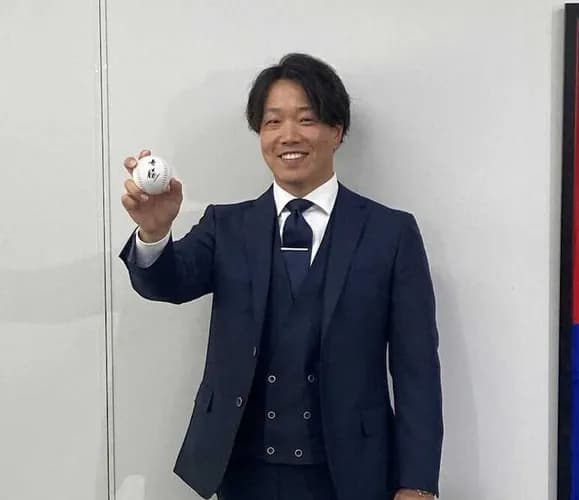 FA行使せず残留の中日柳（31）が3年6億円で契約更改。「やっぱりドラゴンズで優勝したい」