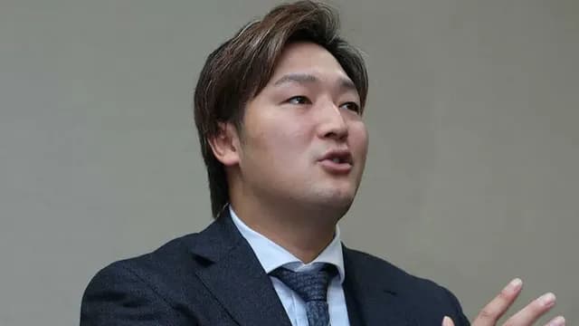 カープ床田「(来季は)65打席は立ちたい。来年までは打撃の話をさせてほしい」本業含めて3つの目標を掲げる