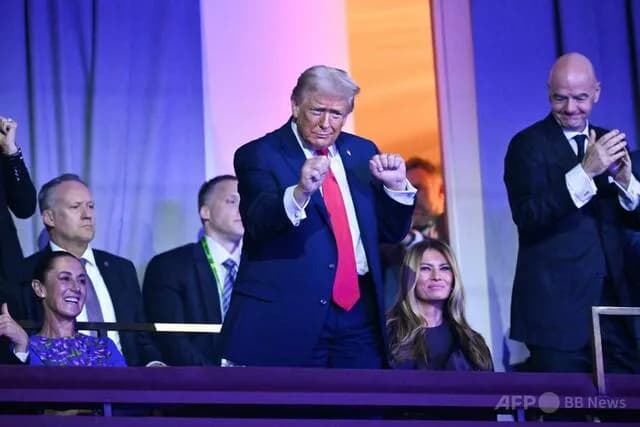 【速報】トランプ「脚を使わないのにフットボール？馬鹿げている」→アメフトの名称を変更へ