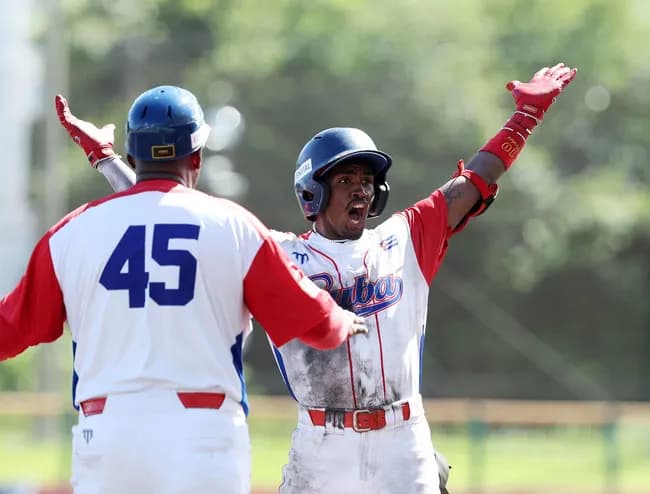 【ソフトバンク】キューバの有望株、モレノを育成契約で獲得「日本でプレーは子どもの頃の夢」