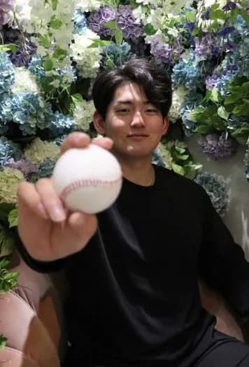 ホークスドラ１・風間球打が現役引退　福岡の不動産会社で新たな一歩を踏み出す