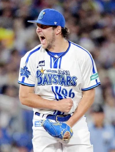 【朗報】バウアー(9億)、複数の日本球団が獲得へ動いている模様！！！！！！！！！！！！！！！！！