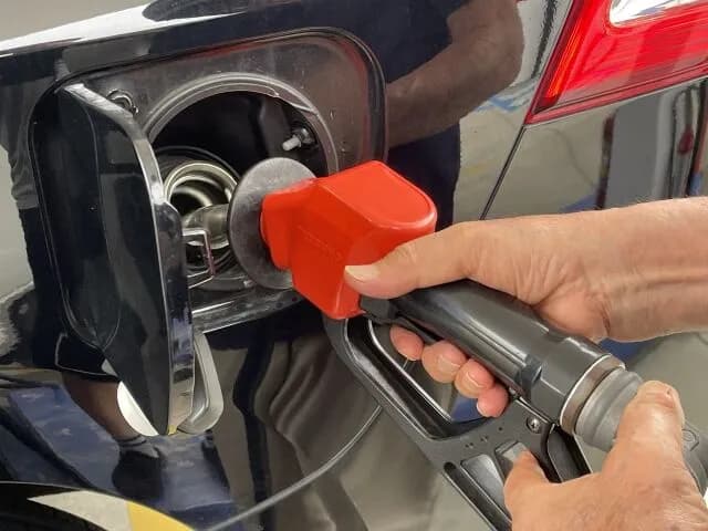 ガソリンの暫定税率廃止とかどうでもよすぎやろ