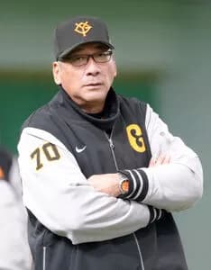 【悲報】巨人駒田元3軍監督「1軍がバント野球だから2軍3軍にもバントを要求された」
