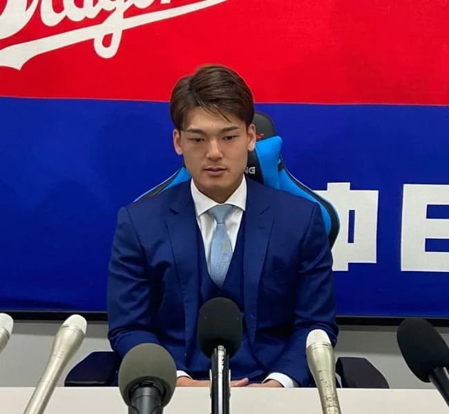 中日・石川昂弥（24）、ガッツリ減俸「もう7年目。ダメなら切られる覚悟でやる」