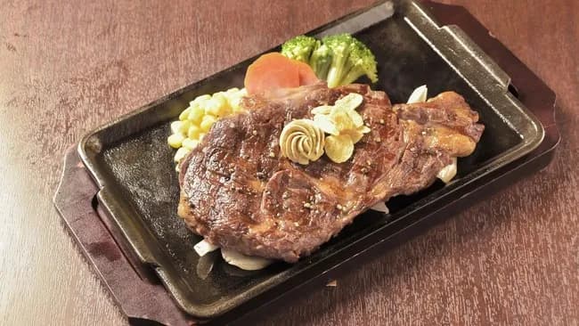 いきなりステーキが、あれほど飲食業界で天下を取っていたのに、周落した理由