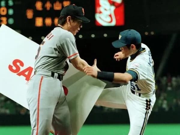 王長嶋が引退してからイチロー松井が出るまでの80年代のプロ野球って暗黒のイメージ