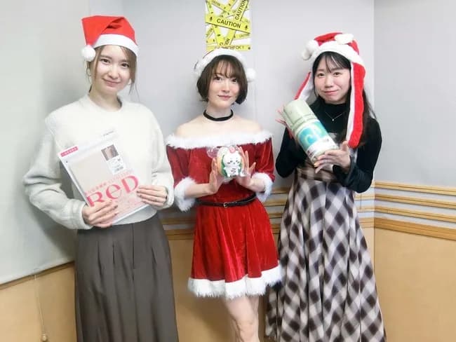 【画像】花澤香菜さん(36・独身)のミニスカサンタコスｗｗｗｗｗｗｗｗ