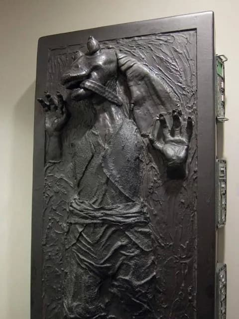 【悲報】J民、石化する