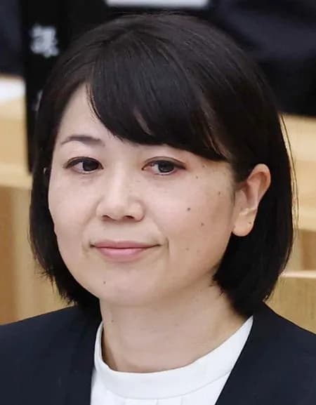 【文春】前橋市の小川晶さん、お泊まり旅行までしていたことが判明