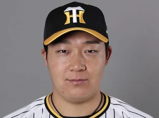 【朗報】大山悠輔さん、無言でネコの画像をアップロード