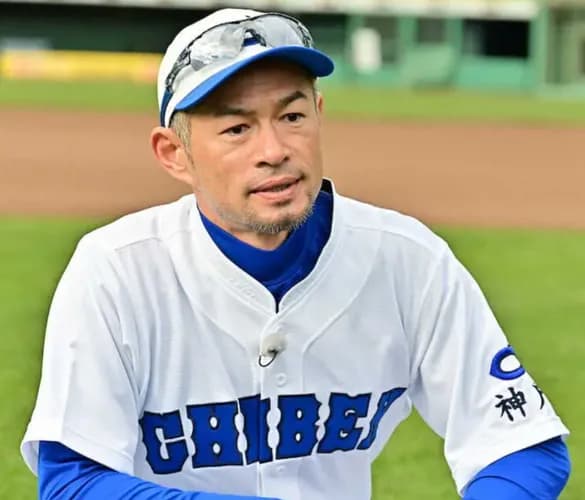 イチロー「ファンは試合中に選手がタブレットを見ている姿は見たくない。それは中でやってほしい」←これ