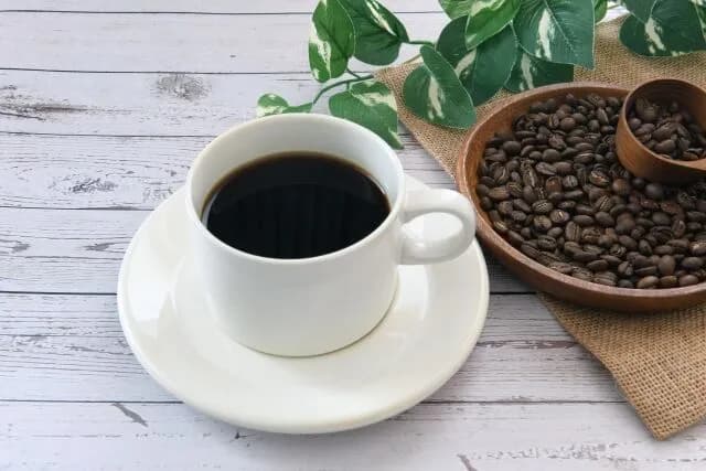 ブラックコーヒー飲んでる奴ｗｗｗｗｗｗｗｗ