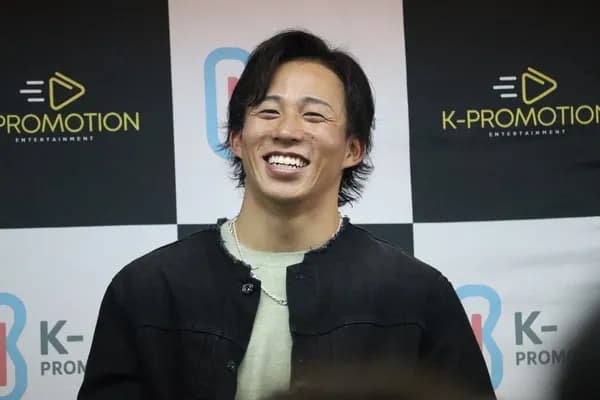 野村勇の首の太さがこれ