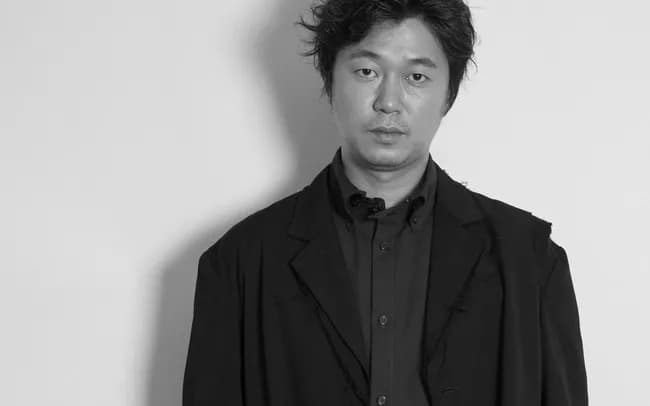 お勤めを終えた新井浩文さん、なんか前科持ちでも人生充実してそう