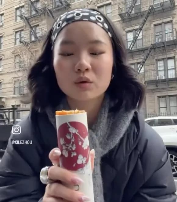 【動画】アメリカ人、しれっと「寿司」を進化させてしまうｗｗｗｗｗｗｗｗｗ