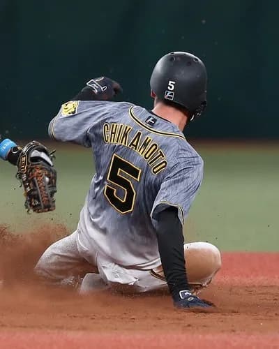 毎年ホームラン40本打つけど全ての塁に必ずスライディングする選手