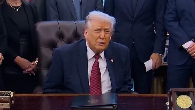 【悲報】米トランプ「ベネズエラに大規模爆撃して大統領を拘束しました」←こいつ