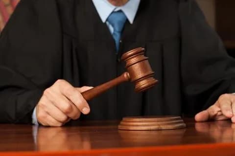 【朗報】ベネズエラ大統領の裁判、水ダウの小峠並みのスピードで進む