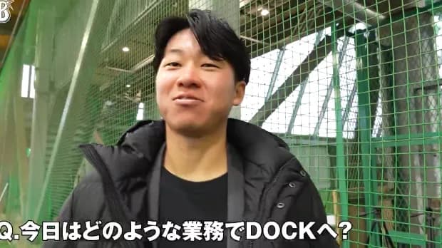 今年からDeNA球団職員として広報業務を担う徳山壮磨さん、球団SNSで意気込みを語る