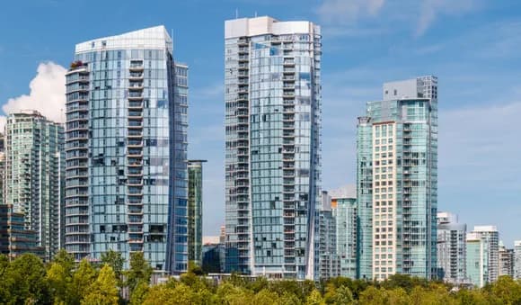 【悲報】タワマン住みワイ「タワマンに住んでるで」敵「すごいやん！何階？」ワイ「…1階」