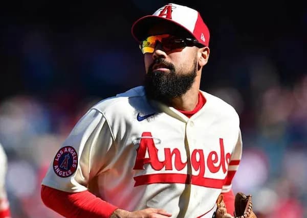 レンドン、エンゼルスに大幅譲歩していた。今年受け取る年俸60億円を『12億円×5年』に