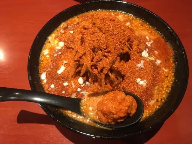 激辛料理食べられるやつおるやん？