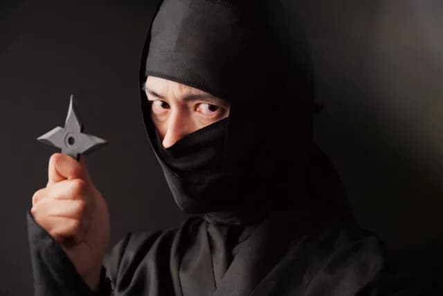 手裏剣ってコスパ悪くね？