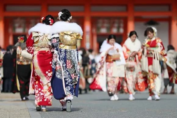 【画像】成人式に、売れてない知らん芸人来てたｗｗｗｗｗｗｗｗｗ