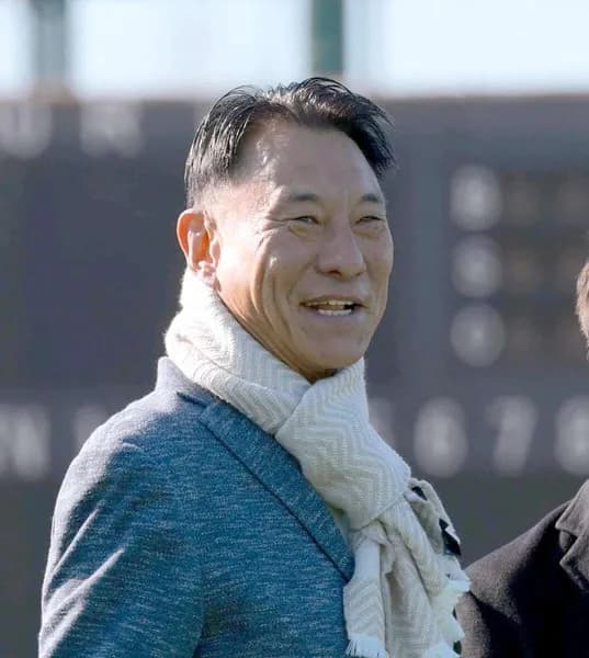 ヤクルト池山監督「ポイポイナイス」